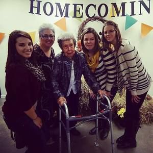 Meet your Posher, Becky